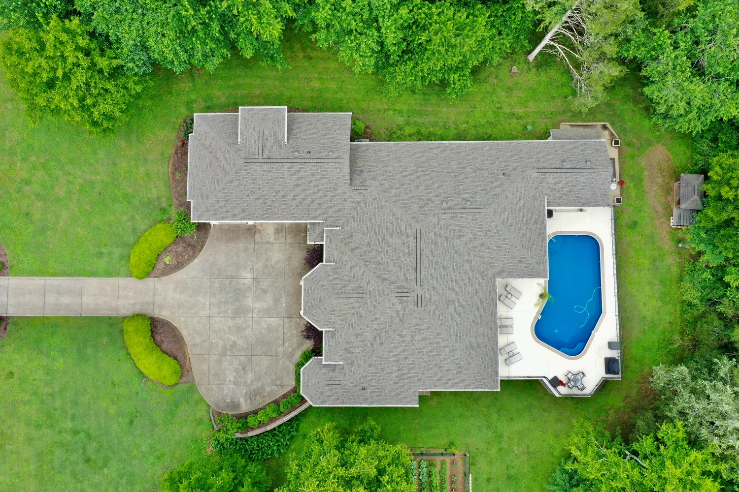 Roof estimate in Gallatin, Tennessee