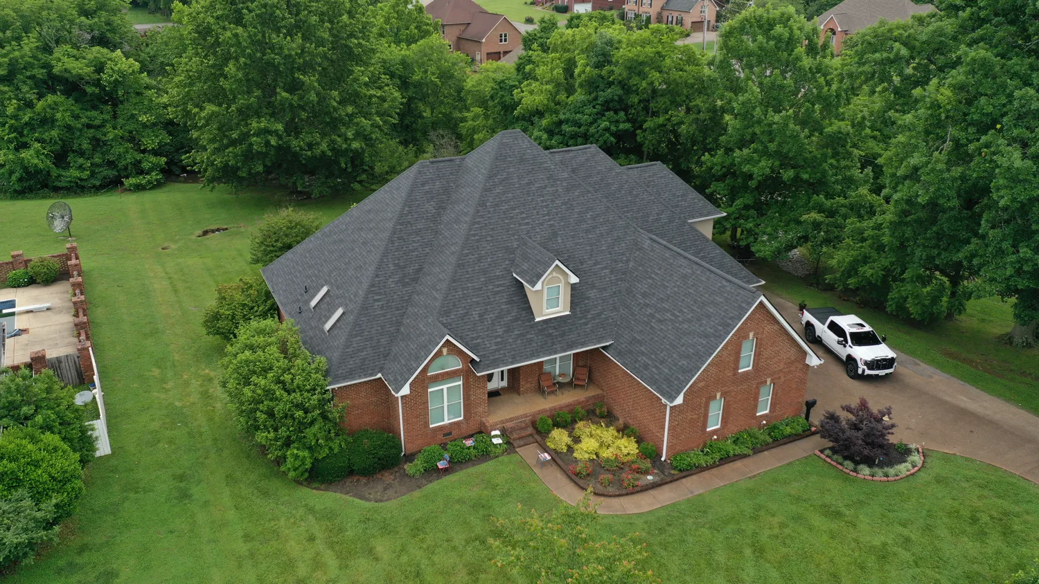 Window and roof flashing detail on a Middle Tennessee home