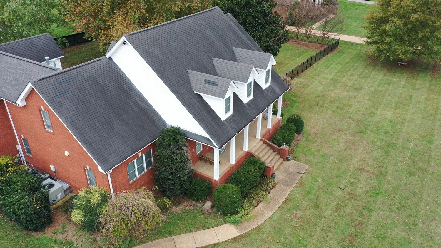 Roofing installation in Smyrna, Tennessee